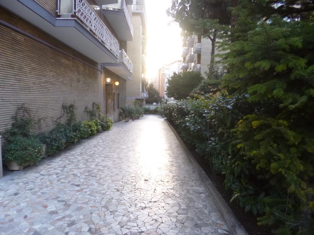 Gianicolo Residenza Carini Villa โรม ภายนอก รูปภาพ